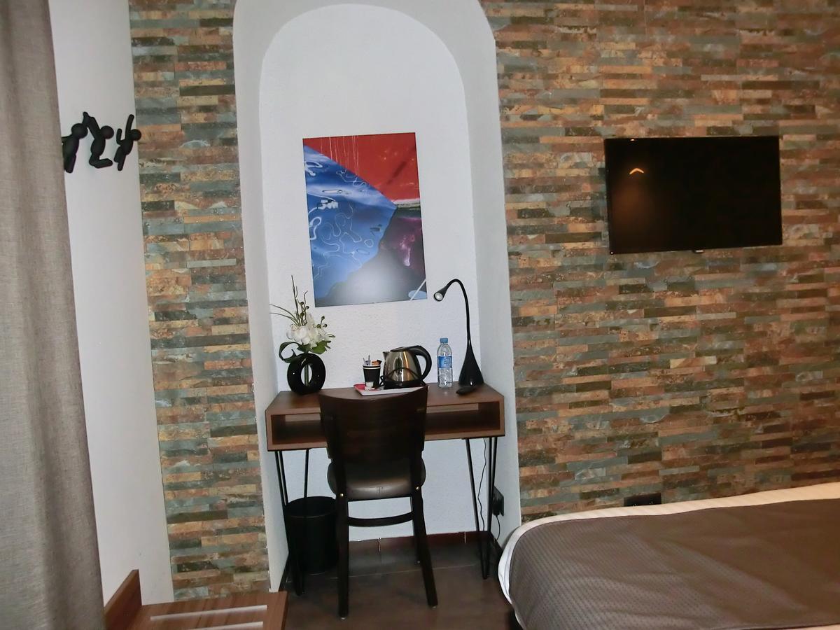 Hotel Sur Le Quai Port Vendres Luaran gambar
