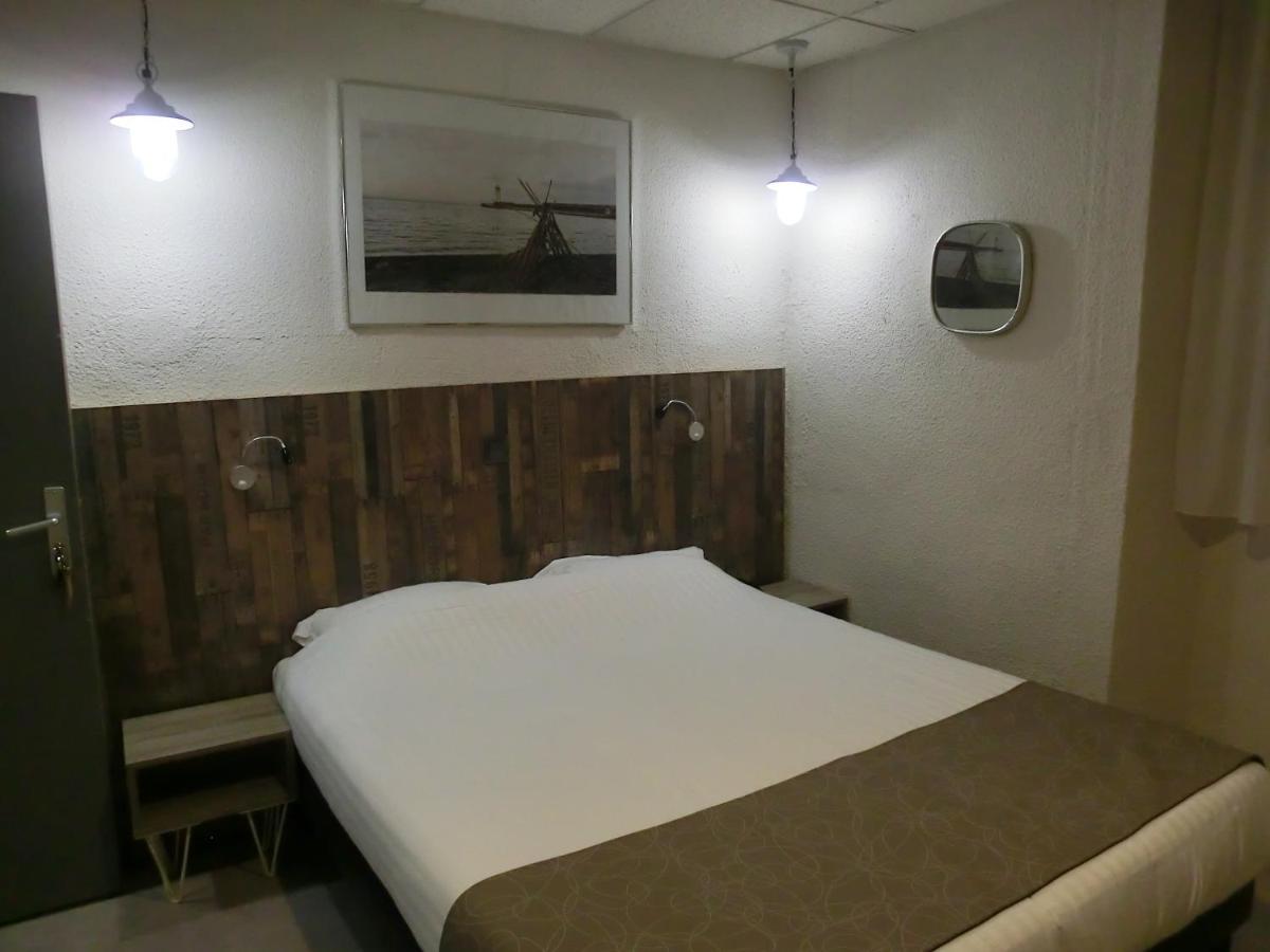 Hotel Sur Le Quai Port Vendres Luaran gambar